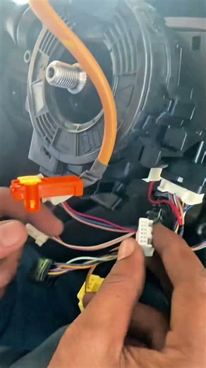 Combination Switch Feeding! #combinationswitch #clockspring #rxmechanic