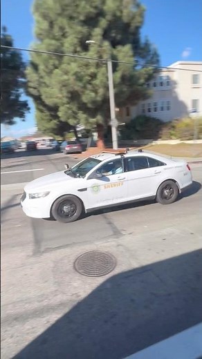LASD Security Officer Ford Taurus Responding Code 3 #shorts #code3 #securityofficer #sheriff