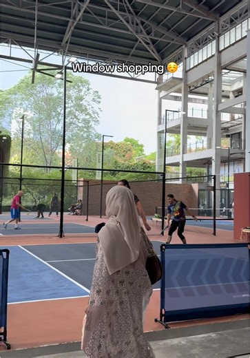 Window Shopping: Menunggu Gaji Masuk