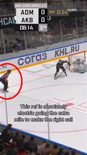 Major props to this ref 👏 | CBS Sports