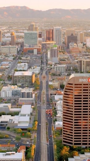 Rock your way through a tour of the Valley!🌵☀️ With courses running through Phoenix, Tempe and Scottsdale, you’re sure to have some epic scenery during your run! Lock in your spot and conquer your goals in the streets of Arizona! 🤩 | Rock 'n' Roll Running Series