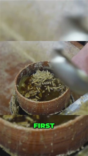 How Japan Crafts Its Traditional Warōsoku Candles