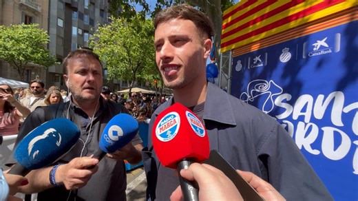 #RCDE | Javi Puado habla en el rincón perico de Rambla Catalunya.
