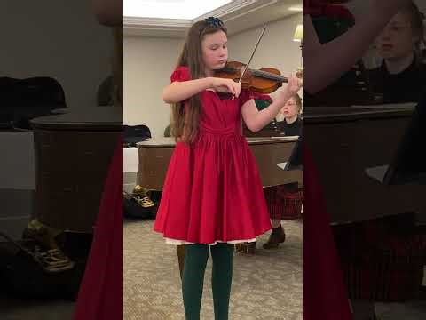 Hannah (age 11) on violin - Christmas Medley