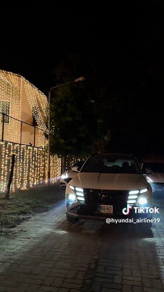 Exploring Airline Routes: Santa Fe to Tucson