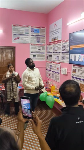 New Science Lab Opening 🪟😀 #deaf #worlddeaf #deafsignlanguage #reels #world