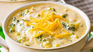 2.5M views · 941 reactions | Broccoli and Cheese Soup! Ultra creamy homemade broccoli and cheese soup with a dash of smoky flavor. It's the ideal comfort food for all year long and can be served as an appetizer, main dish, or side. GET THE RECIPE: https://homemadehooplah.com/broccoli-cheese-soup/ | Homemade Hooplah | Facebook