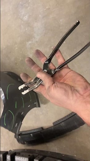 Nissan kicks front bumper removal