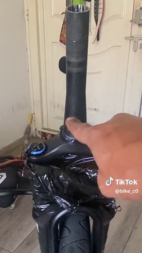 Mantenimiento a la caja de dirección de una bicicleta