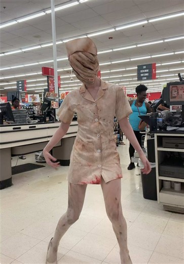 did I win this trend? #silenthill #silenthillnurse #costume #costumeideas #nataliereynolds silent hill nurse costume ideas
