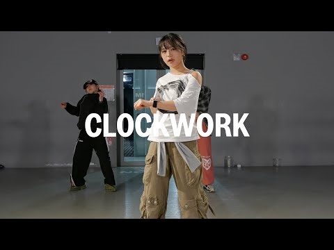 Clockwork / Master Class / @Dora