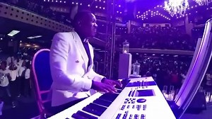 43K views · 2.8K reactions | Dyara Mangwanani ☀️ Psalm 143:8 Let the morning bring me word of your unfailing love, for I have put my trust in you. Show me the way I should go, for to you I entrust my life. Taken off Hymns Night 1 Lead Vox: Pastor Ellard Cherayi YouTube Link: https://youtu.be/0vADlbEE4Lw | ZimPraise | Facebook