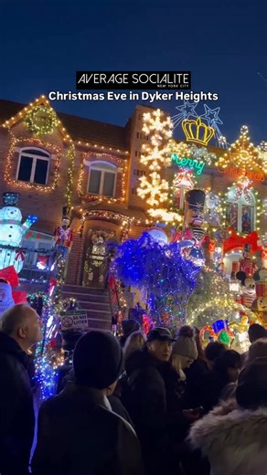 🎅🏾 It’s a beautiful Christmas Eve in Dyker Heights, Brooklyn! Crowds are out enjoying the spectacular holiday decorations, food vendors, festive music, mailing last minute letters to Santa, and even a visit from Santa himself! Seeing the Dyker Heights Christmas Lights display has become one of New York’s most beloved free attractions during the holiday season! #nyc #newyorkcity #dykerheights #dykerheightschristmaslights #christmasinnyc #christmaseve | Average Socialite