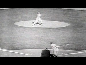 1961 WS Gm3: Maris' homer in ninth gives Yanks lead