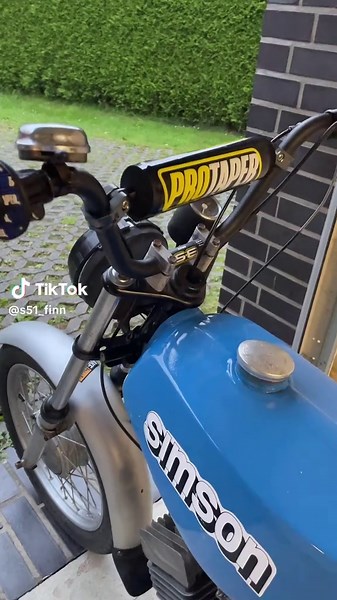 @JANA🫆 @Thede 185 @sirk.jansssen @✝️ @Angeln mit ONEK @𝓐𝓷𝓮𝓴𝓮 @Jxkob_Exsy @😝😝 @einfach.rico7 @†Mavinᛉ🇪🇺🍋🌲 @່ @່ #getriebeschaden #simme #simsons51 #viral #fyp #fürdich #fy #simson