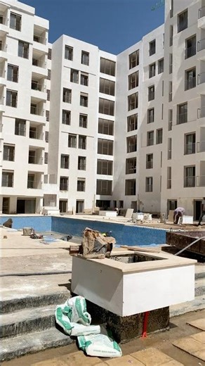 Mastering Pool Ceramic Installation with Craftsmen