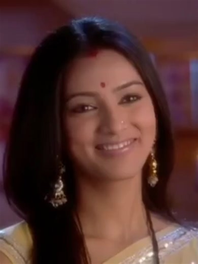 Karam Apna Apna Serial From Star Plus Channel.... Serial Story in Recap...... Samar and Gauri And Their Family is Happy For Samr and Gauri Back To Their Own House.... Joint Family.....
