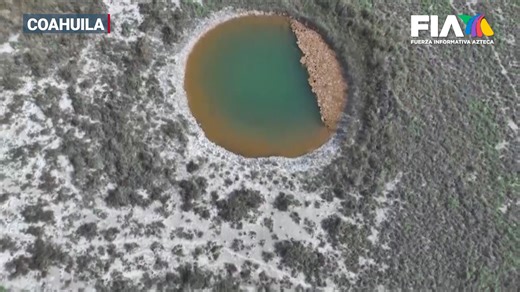3.9M views · 69K reactions | En Coahuila, México, se encuentra un tesoro escondido, Las Playitas de Cuatro Ciénegas. En esta asombrosa poza de aguas cristalinas, de hasta 6 metros de profundidad, habitan especies endémicas fascinantes como la mojarra de Cuatro Ciénegas y la tortuga de bisagra. Nacho Núñez Con el reporte Más información: https://aztecanoticias.info/3Vb7CRS | Azteca Noticias | Facebook