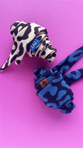 Susanne Firmenich on Instagram: "✨ Minischal genäht statt gestrickt! 🔥 Mangels Nähmaschine in der Nähe und euren dringenden Fragen ist das heute mal ein sehr theoretisches Tutorial mit Stoffmodell aus Papier 😅. Mit diesem kleinen anfängergeeigneten Projekt zaubert ihr fix ein kleines, feines Geschenk (oder ihr beschenkt euch selbst) und verbraucht zu dem noch eure Stoffreste 🥰. In der Größe seid ihr natürlich völlig frei. Mein Schal, den ich im Video trage, ist ca. 120 cm lang und ca. 14 cm h