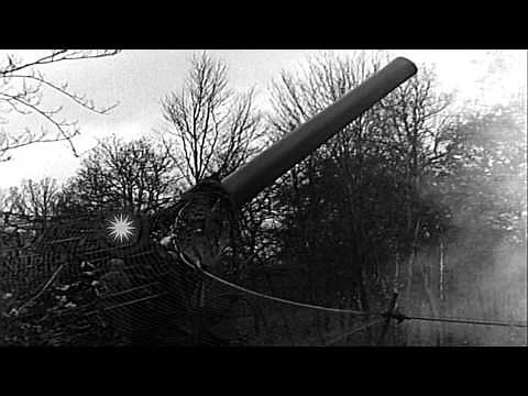 U.S. artillerymen firing 240mm howitzer and 8-inch gun M1 near Bitschhofen, Germa...HD Stock Footage