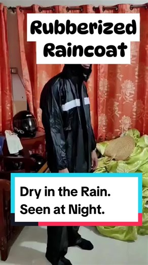 Rubberized Raincoat with Reflective Strips for Safety