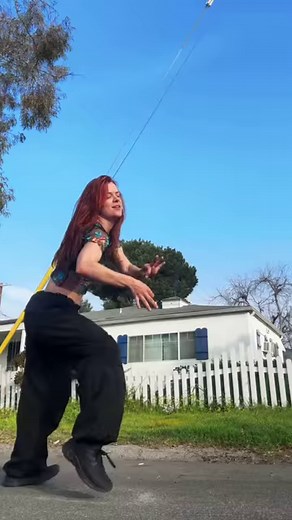 Made a lil dance in the 🌞 | Ardyn Flynt