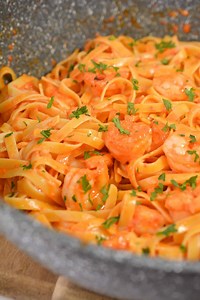 Shrimp Fettuccine with Roasted Red Pepper Sauce