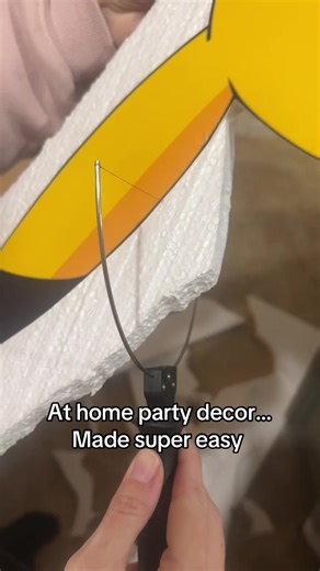 So so easy to use this hot tool, slices through foam like butter #partydecor #partyplanner #kidspartydecor