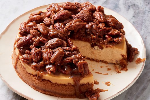 Pecan Pie Cheesecake Is The Best Way To Switch Up The Holiday Classic
