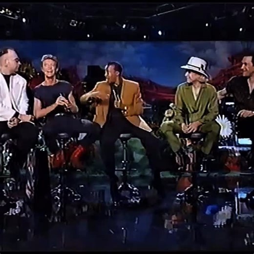 Tin Machine on the Arsenio Hall Show, 1991. #rocknroll #rock #davidbowie #davidbowietribute #davidbowieforever #davidbowieis #davidbowiefan #bowie #bowieforever #davidrobertjones #davidbowieart #art #davidbowiefans #davidbowiefanpage #labyrinth #jareth #thinwhiteduke #themanwhofelltoearth #music #starman #glamrock #davidbowielove #legendsonly #musiclovers #music #love #like #queen #iman #tinmachine | David Eiwob