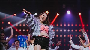 13M views · 346K reactions | #SaraAliKhan's performance on her father, #SaifAliKhan's iconic songs got everybody grooving during the IIFA Awards 2019 in Mumbai!  #IIFA #Bollywood #ThrowbackThursday | IIFA Awards | Facebook