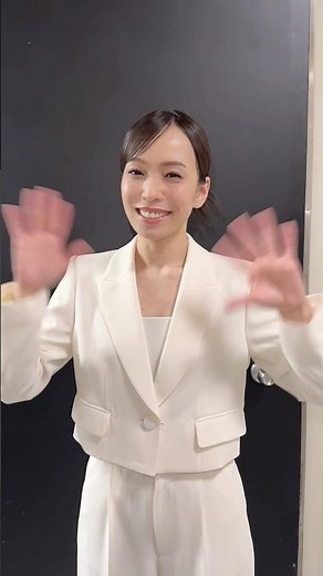 #うたコン 見逃し配信は #NHKONE で👀本編終了後は会場の皆さんだけに白のパンツスーツで新曲「#告白 」を披露しました✨#杜このみ #テイチク #nhk