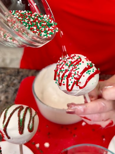 Festive Christmas Cake Pops Recipe for Holiday Desserts