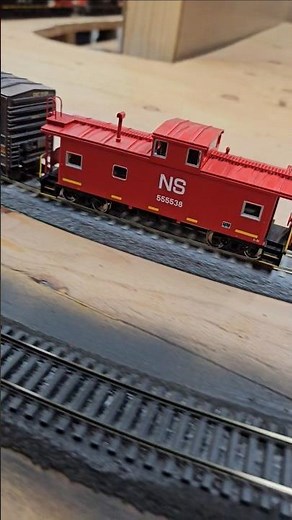 Walthers Mainline Caboose NS - Norfolk Southern #555538 HO Scale #hobbytrain #hoscale #caboose