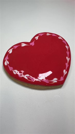 Custom Cookie Decorating Tips for Valentine's Day