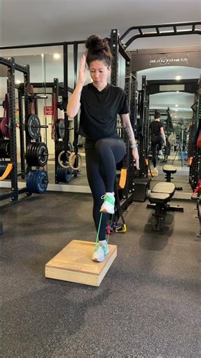 VMO Step Down March: Knee and Hip Flexor Exercise