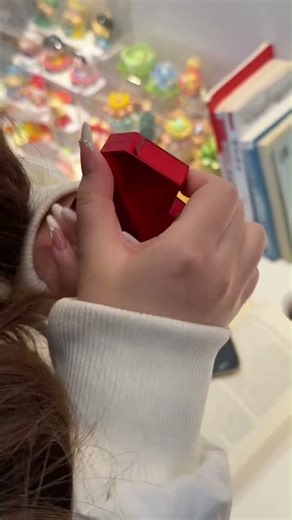 How to plan a romantic proposal. ✅ Surprise Me Hidden Ring Box ( # 3068 )