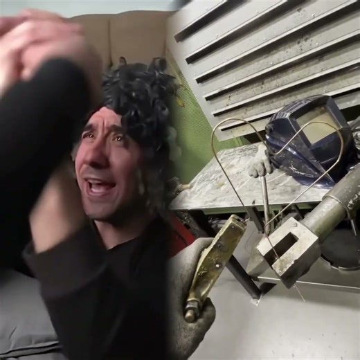 من الاخت ماتنطي سماعتها لاخوها😂.#ضياء_طلال #tikto