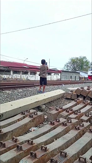 kereta api semboyan 35 panjang ka anggrek#lokomotif #cc206 #shorts