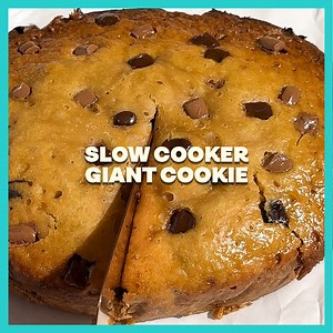 You won’t believe it!! You can make this GIANT CHOC CHIP COOKIE in your slow cooker. It’s from our new cookbook ALL IN ONE and you’ll be able to try it on Nov 21st if you’ve pre-ordered 🧡🍪 The pre-order link is just here: https://amzlink.to/az0nlgBhdDpcn Okay, first off…we just need to give a nod to our lovely Holly (who you may have spotted in the first issue of our PON mag!). Your sweet treat wizardry always amazes us and we love you for it!! 🥰🥰 So, what’s so great about this Slow Cooker G