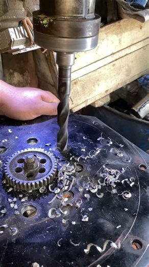 Drilling process in black metal plate #shorts