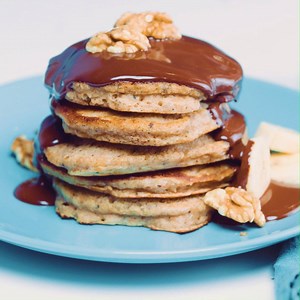 Did you know that the Extra Chef is our secret ingredient to making the perfect, fluffy Chocolate Banana Pancakes? http://tupperwa.re/ExtraChef *Spatula may vary between markets | Tupperware Australia