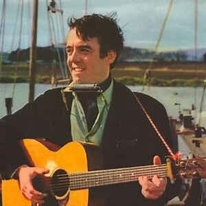 Josh MacRae (Scottish)