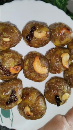 aval banana snacks recipe#banana#aval#poharecipe#malayalam#food#shortvideo#