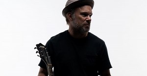 Norbert Leo Butz Has Learned to Be Alone