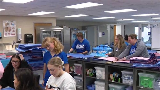 DMACC students create handmade items for Iowa's homeless