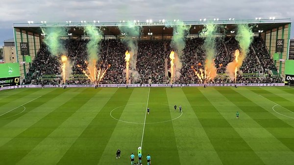 Hibs v Midtjylland