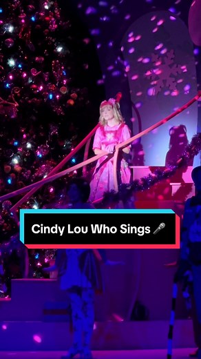 Relive How the Grinch Stole Christmas in Who-liday Spectacular. I love the music and vocal talents showcased here. Amazing Grinchmas show! #wholidayspectacular #grinchmas #grinch #howthegrinchstolechristmas #grinchshow #uoap #universalap #universalteammembers #walruscarp
