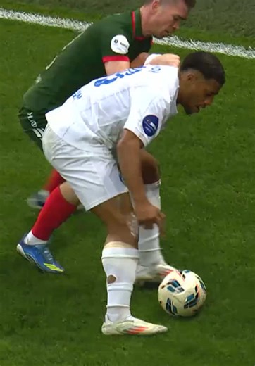 Зимний кубок РПЛ: Муфи и мяч