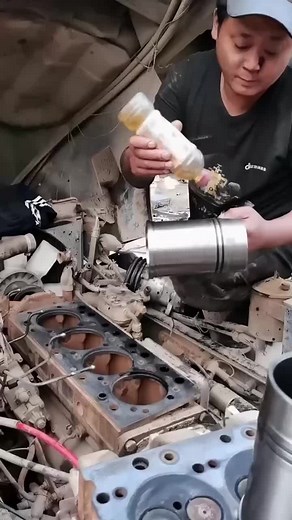 Diesel engine parts TikTok'ta